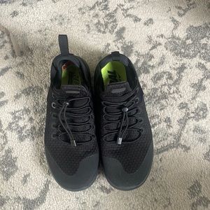 Black Nike free runs!